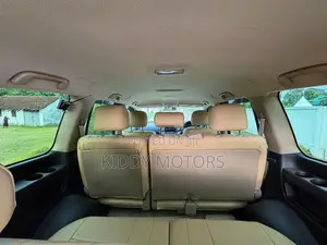 Toyota Land Cruiser 2010