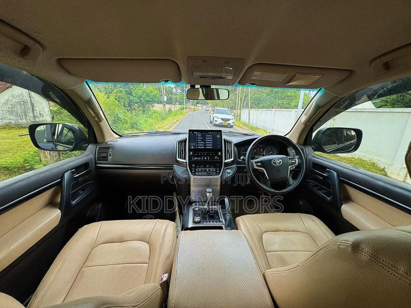 Toyota Land Cruiser 2010