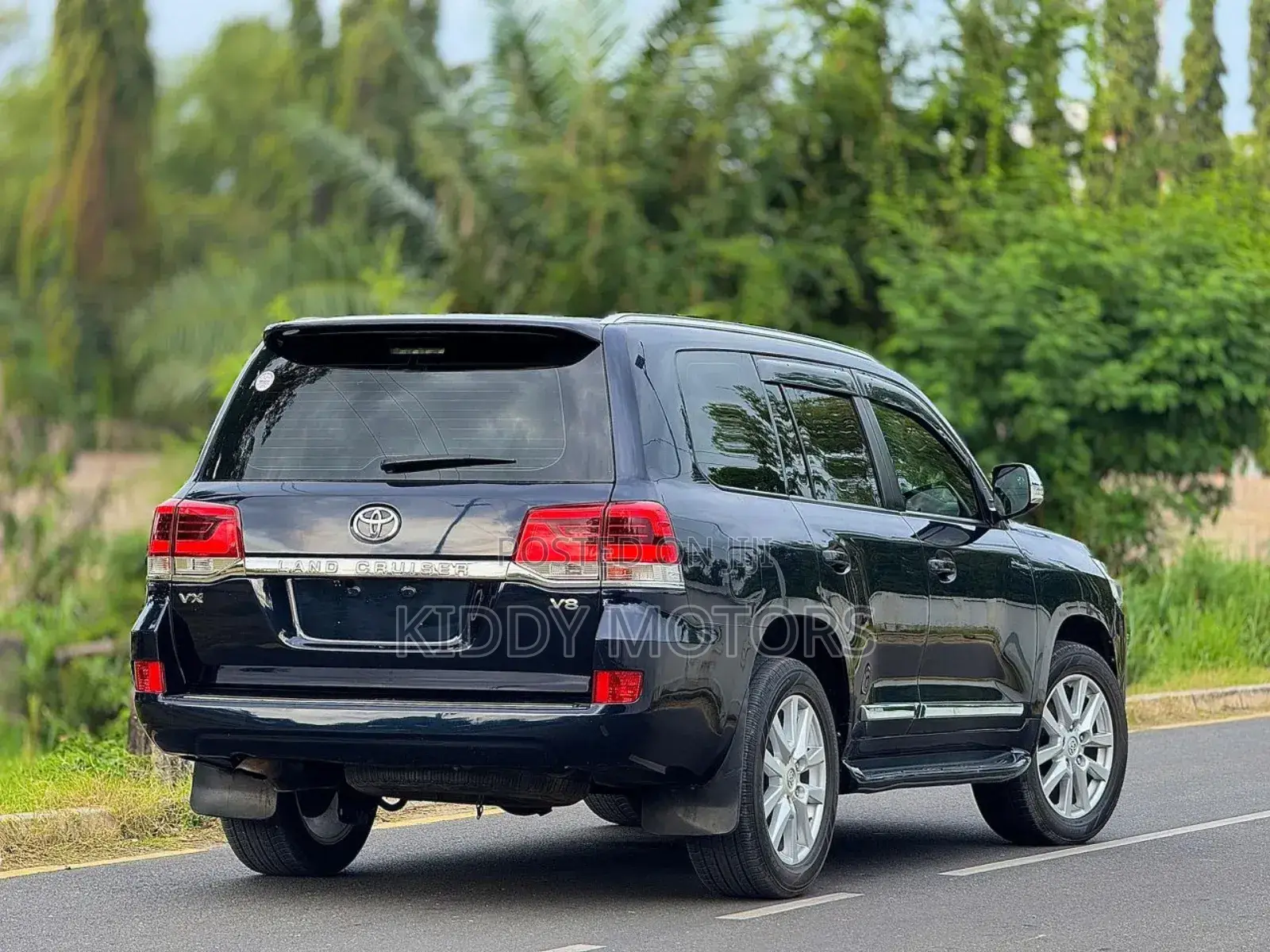 Toyota Land Cruiser 2010