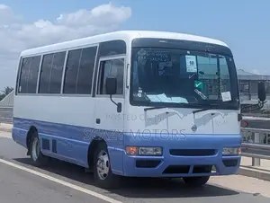 Nissan Civilian 2002