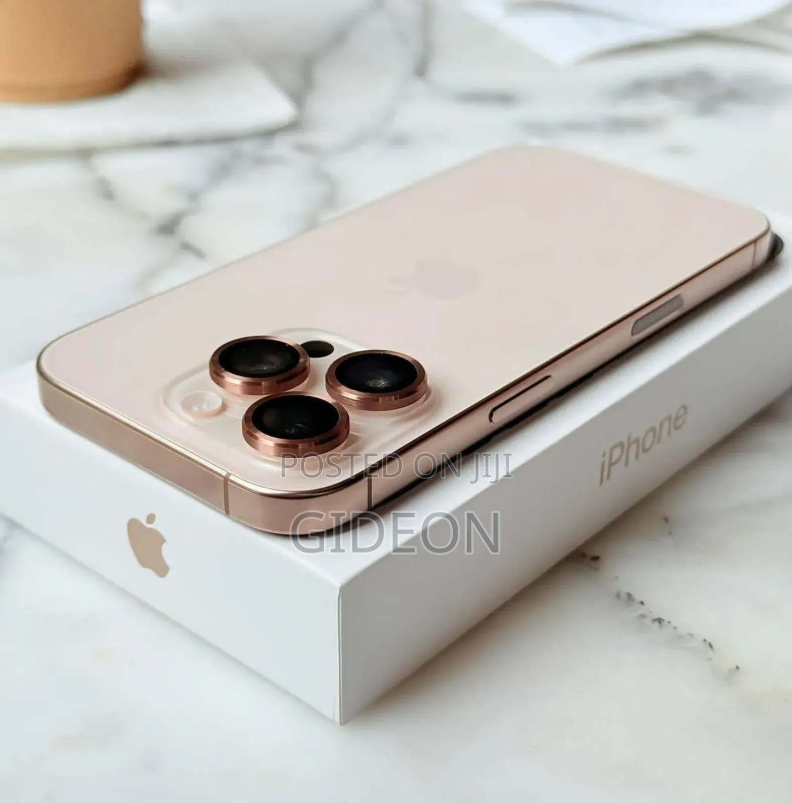 New Apple iPhone 16 Pro Max 256 GB Gold