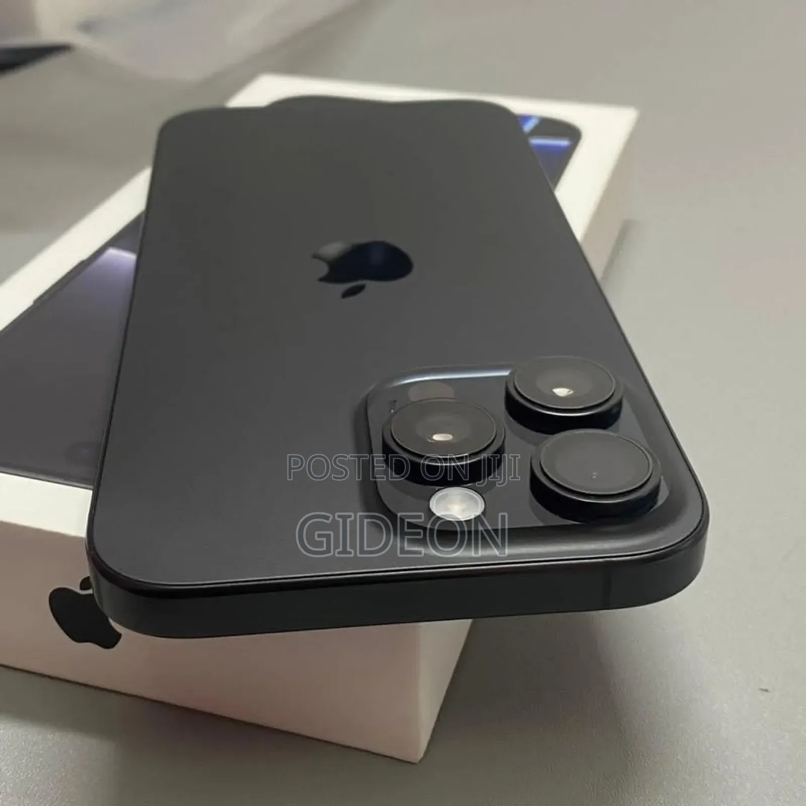 New Apple iPhone 16 Pro Max 256 GB Black