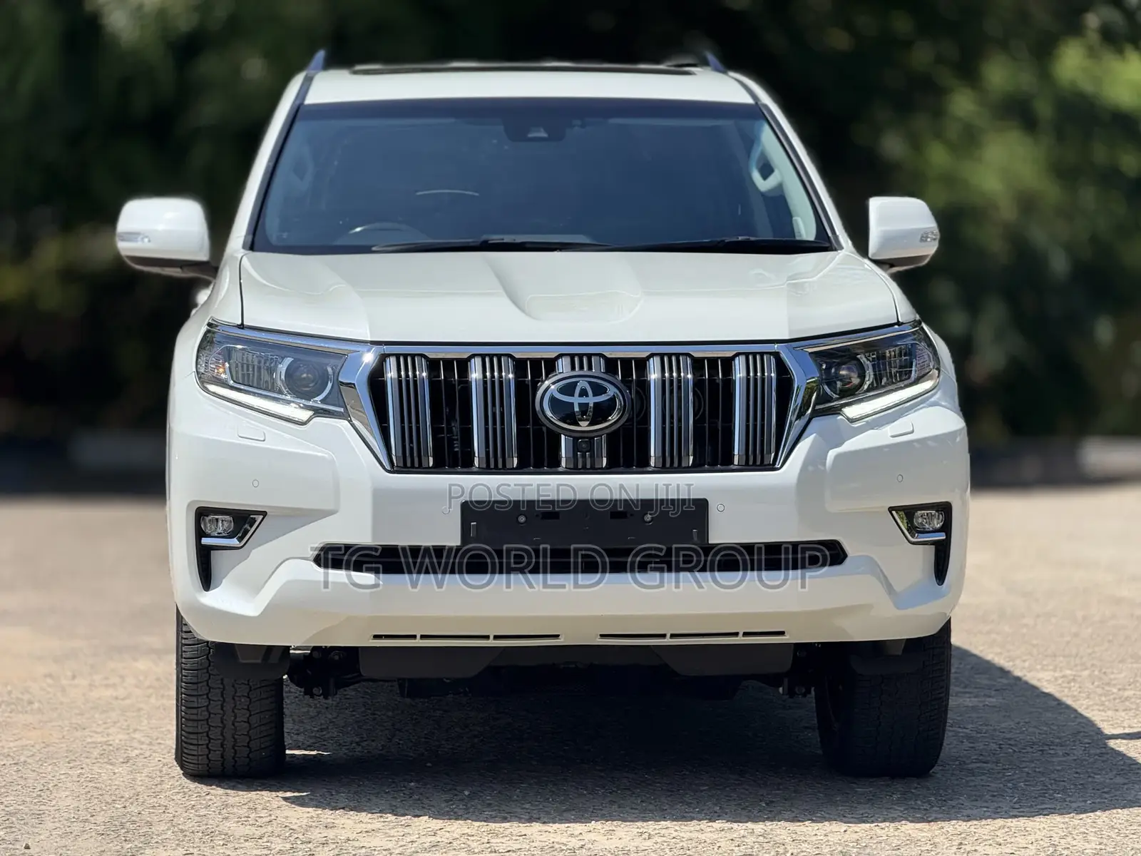 Toyota Land Cruiser Prado 2023 White