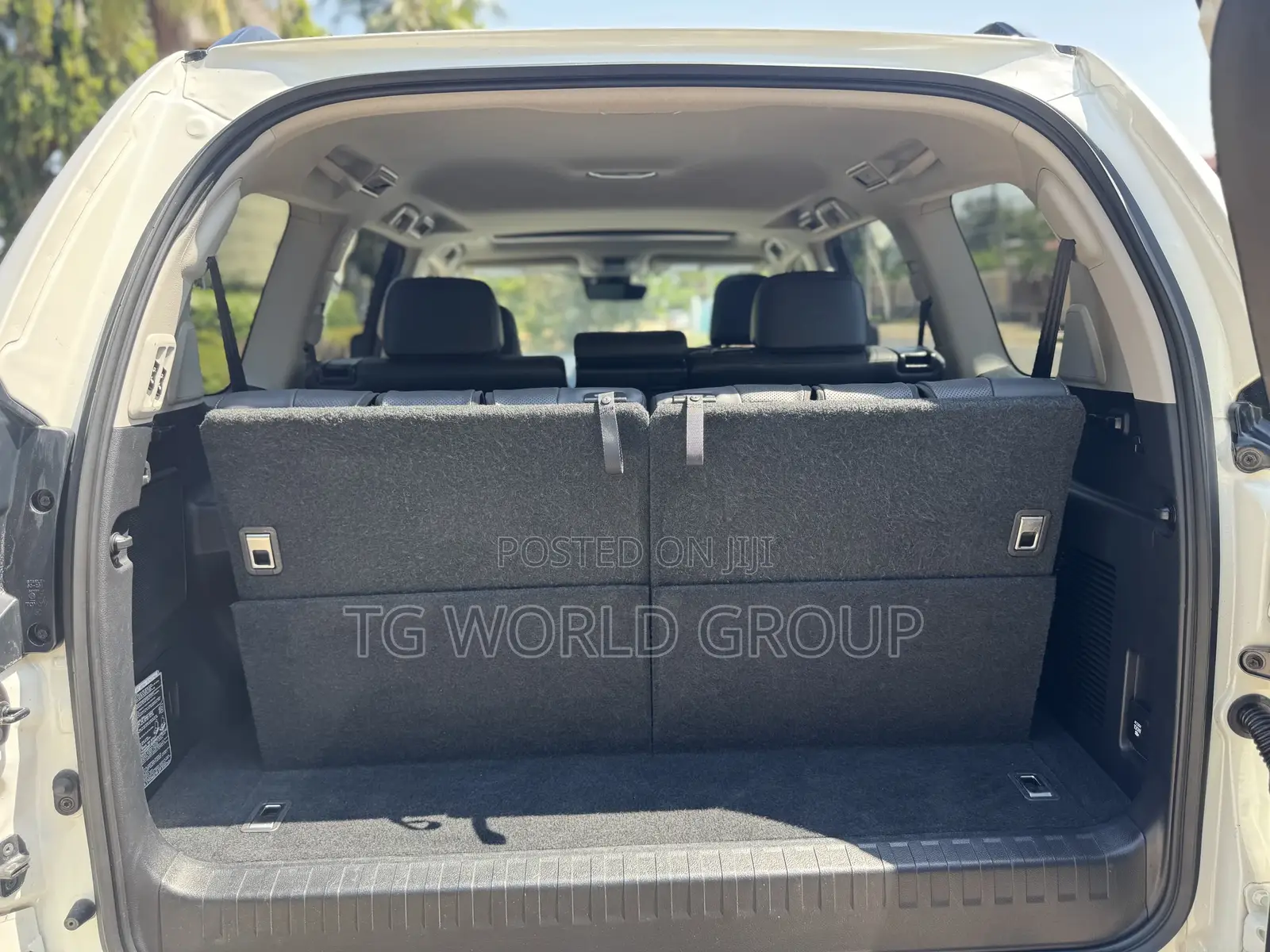 Toyota Land Cruiser Prado 2023 White