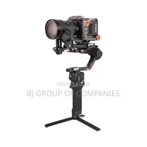 DJI RS 4 Pro Gimbal Stabilizer Combo