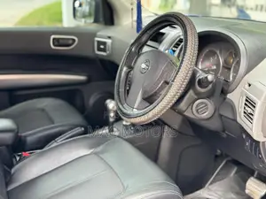 Nissan X-Trail 2.0 Petrol XE 2010 Blue