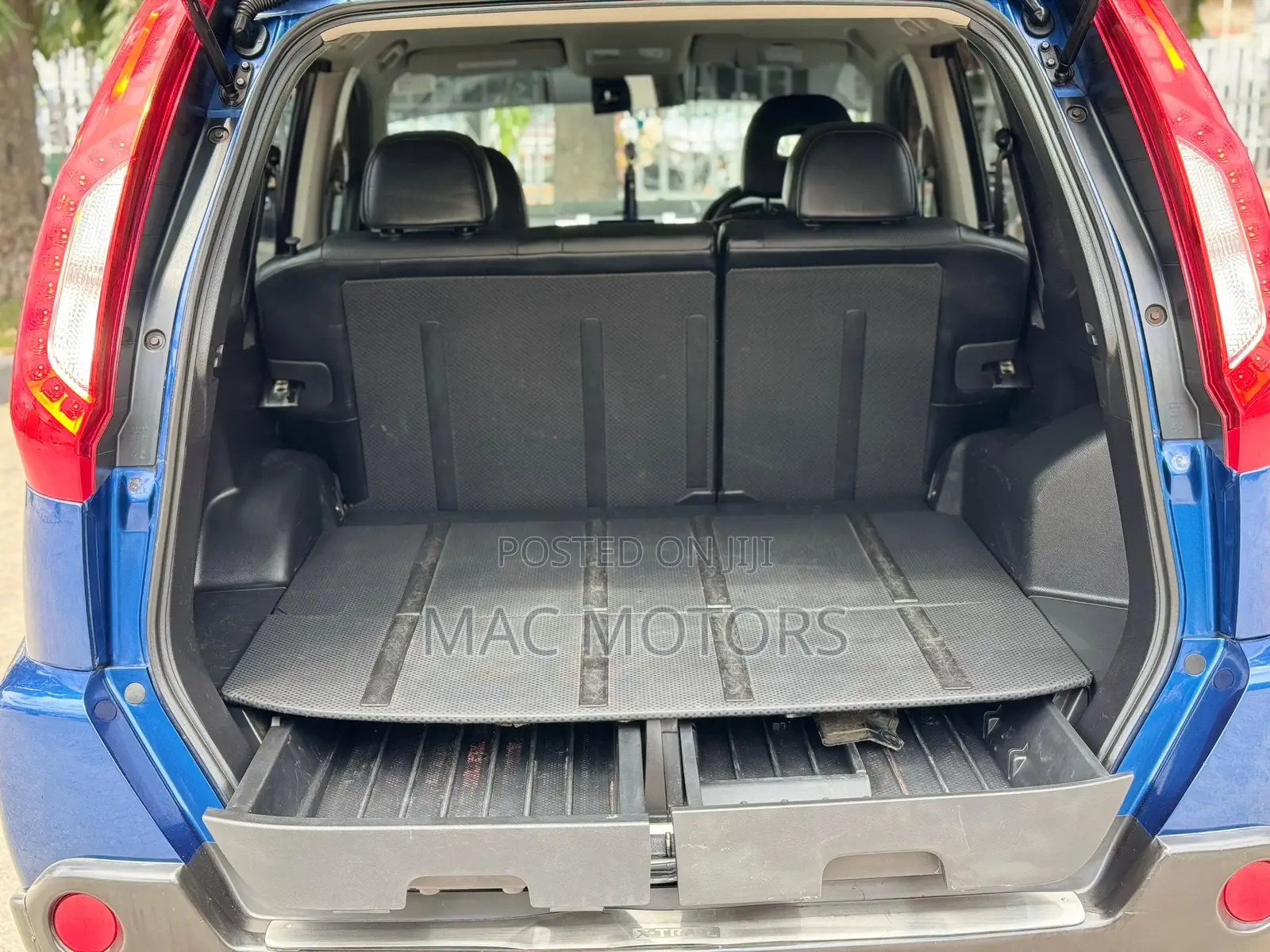 Nissan X-Trail 2.0 Petrol XE 2010 Blue