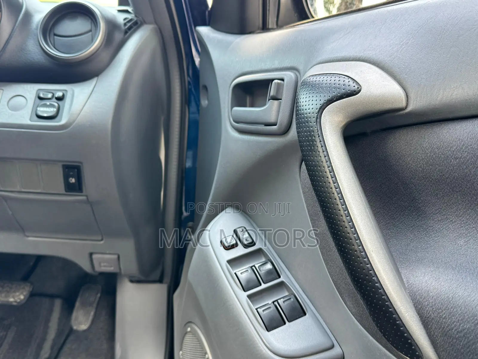 Toyota RAV4 Automatic 2003 Blue