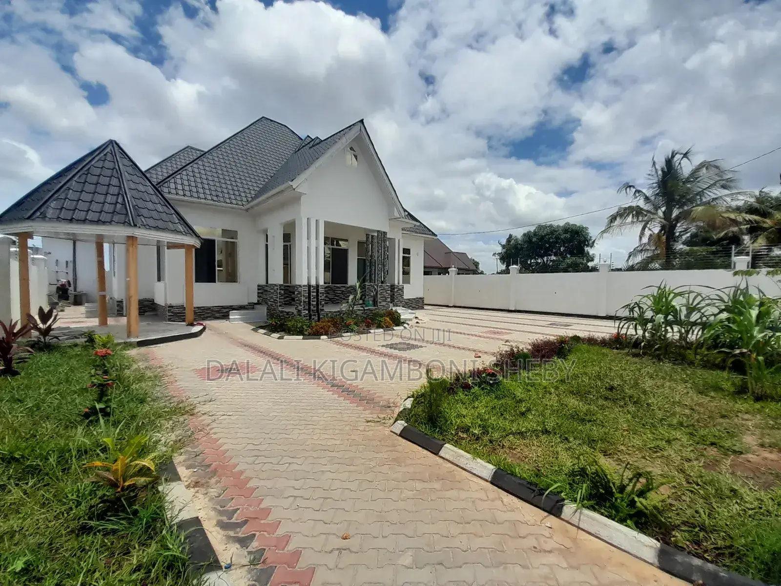 4bdrm House in Kigamboni Kibada for sale