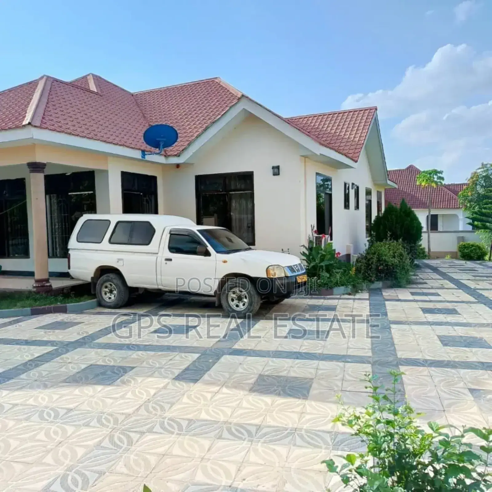 5bdrm House in Korogwe Kilungule, Kinondoni for sale