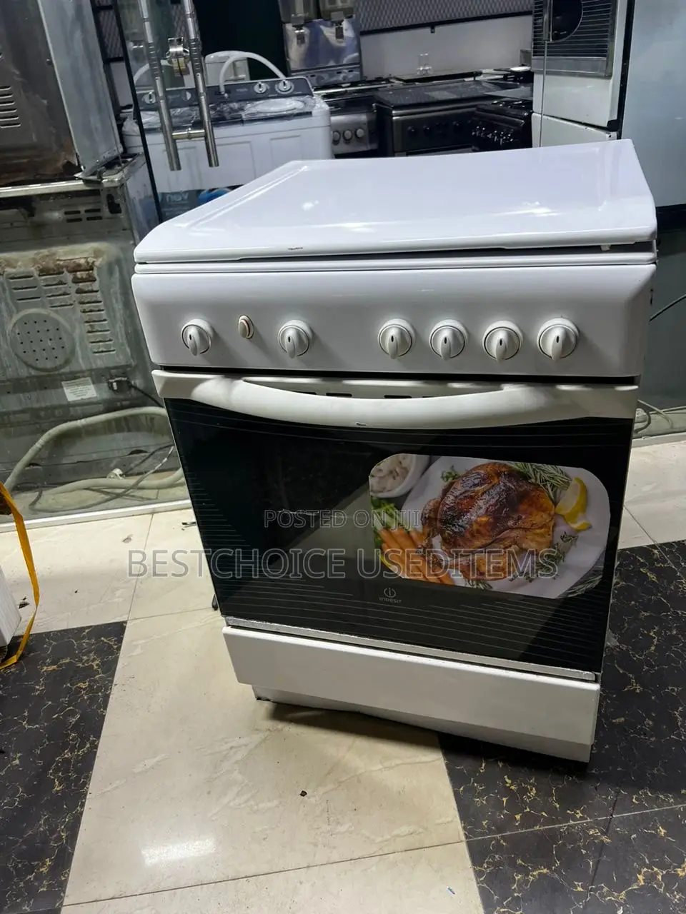Jiko La Oven 60x 60 Full Ges Lipo Kwenye Good Condion Used