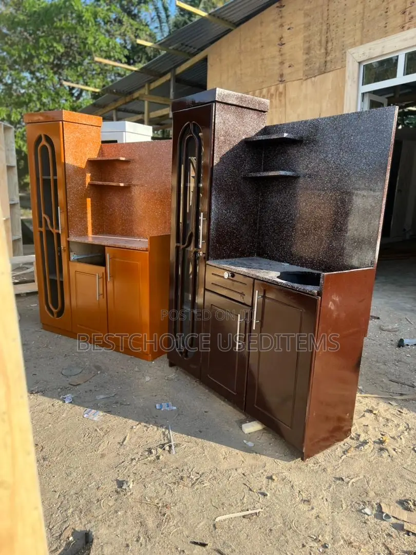 Kitchen Cabinet Za Kishua Za Kisasa Kabisa Na Ina Kabati