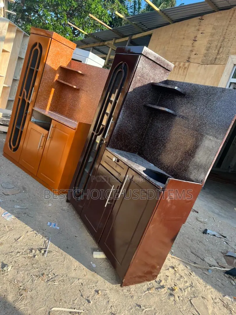 Kitchen Cabinet Za Kishua Za Kisasa Kabisa Na Ina Kabati
