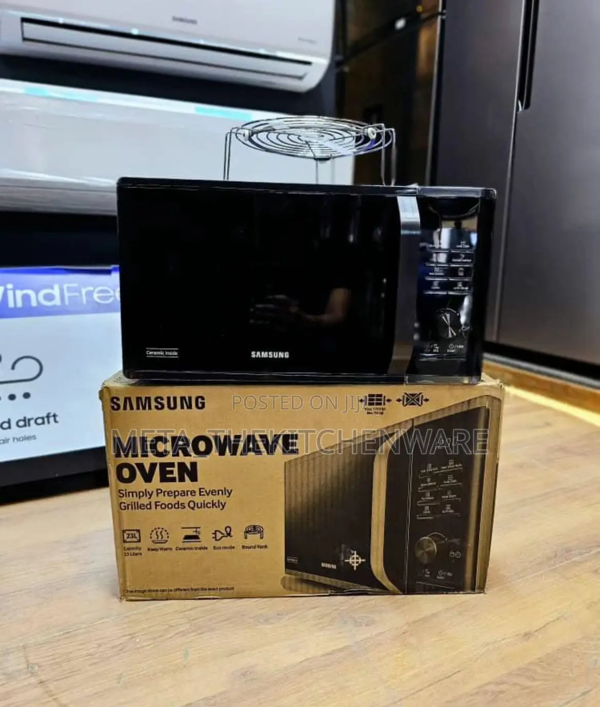 Samsung Digital Microwave Oven and Grill 23L