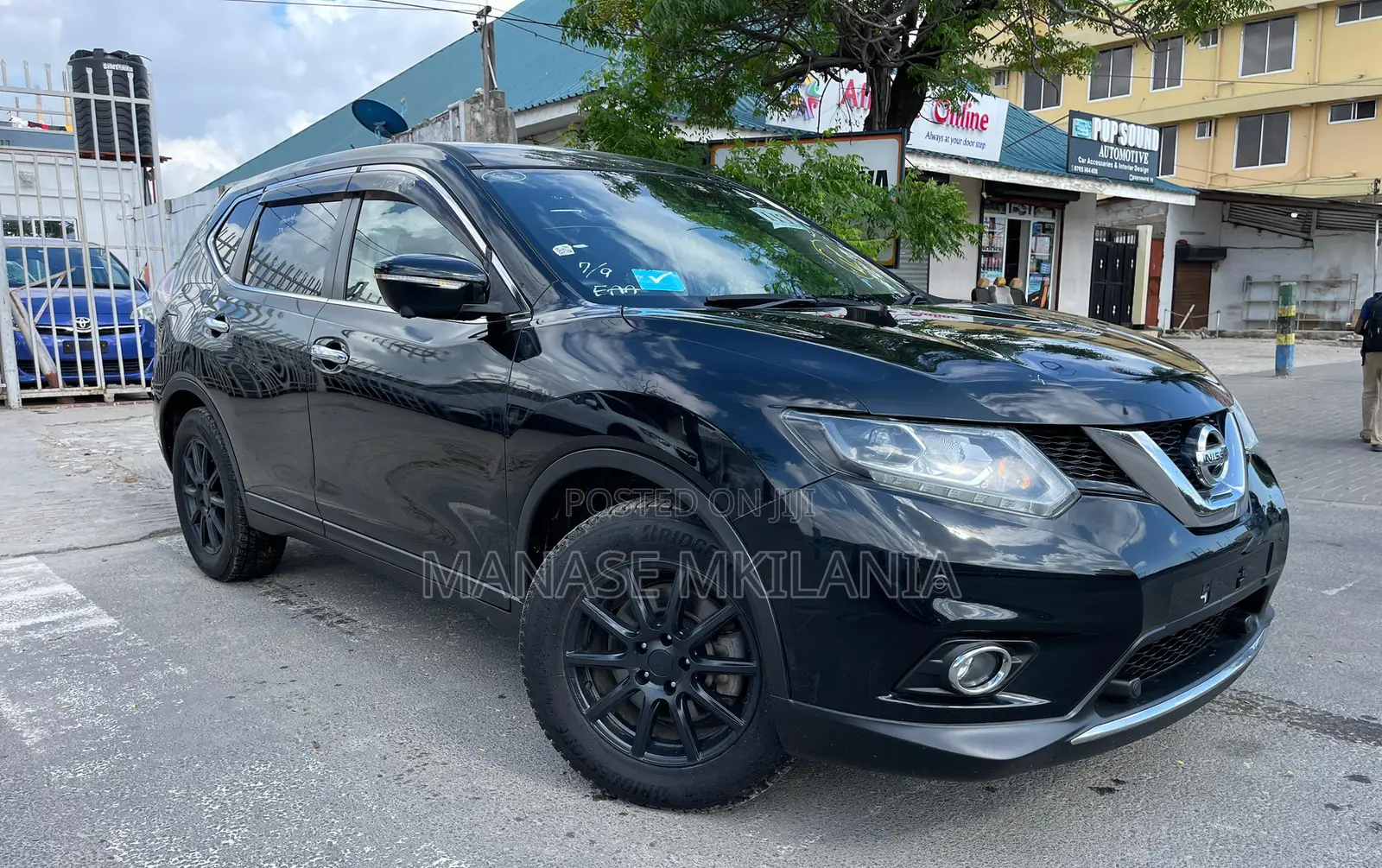 Nissan X-Trail 2.0 Petrol FWD 2014 Black