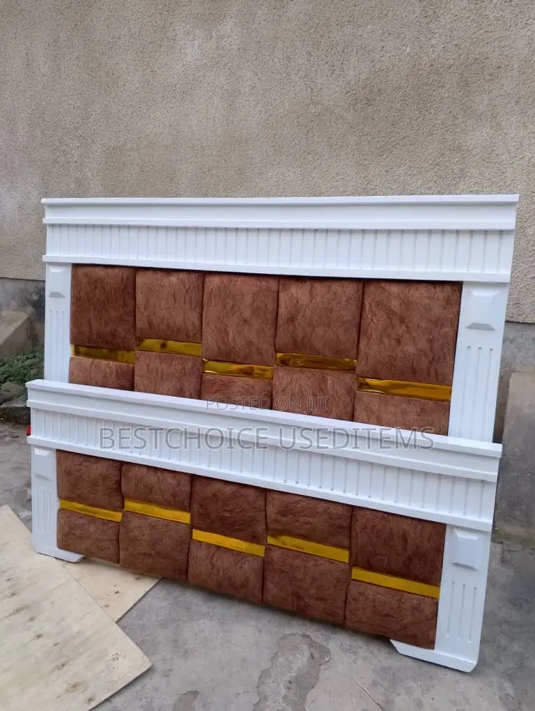 Sofa Bed 5/6 Na Urembo Wa Mbao Ngumy Pemben Za Kisasa Mno