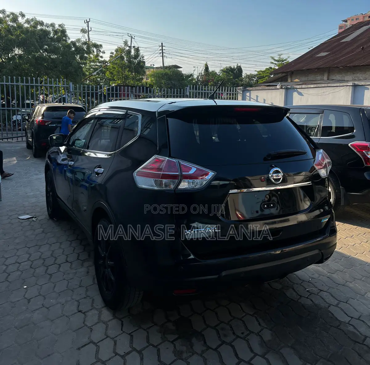 Nissan X-Trail 2.0 Petrol FWD 2014 Black