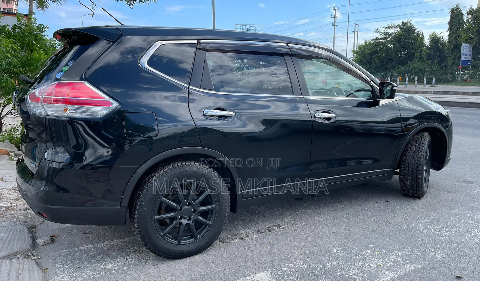 Nissan X-Trail 2.0 Petrol FWD 2014 Black