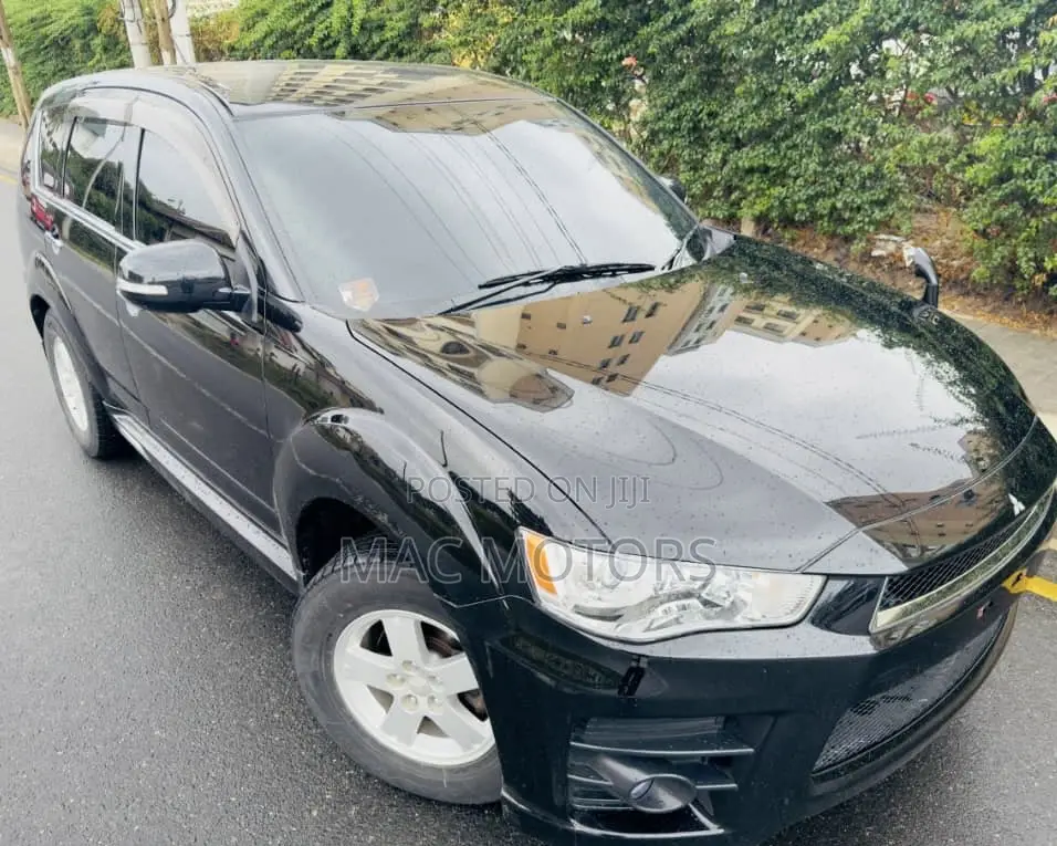 Mitsubishi Outlander 2011 Black