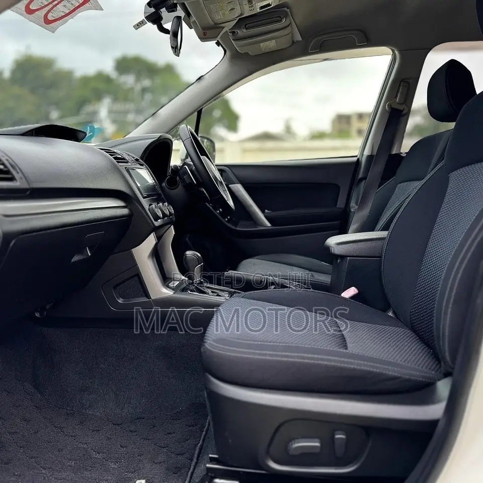 Subaru Forester 2013 Pearl