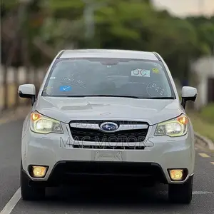 Subaru Forester 2013 Pearl