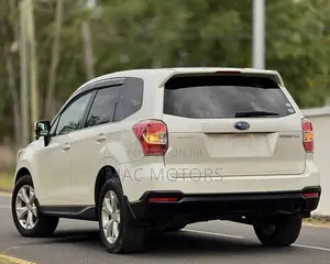 Subaru Forester 2013 Pearl