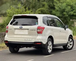 Subaru Forester 2013 Pearl