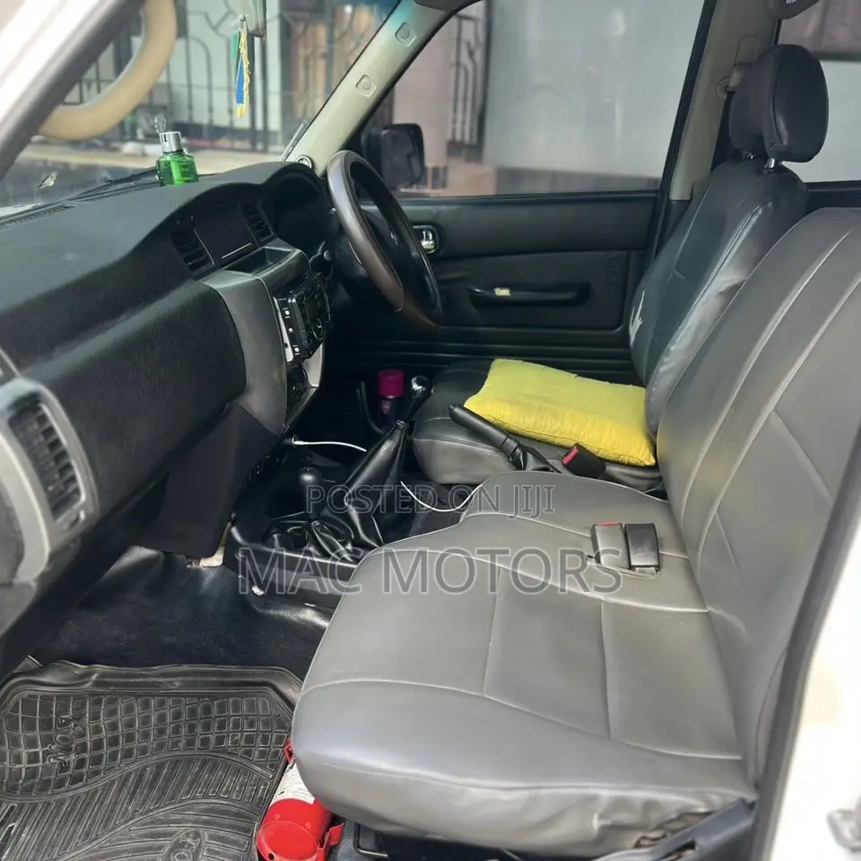 Nissan Patrol 2009 White
