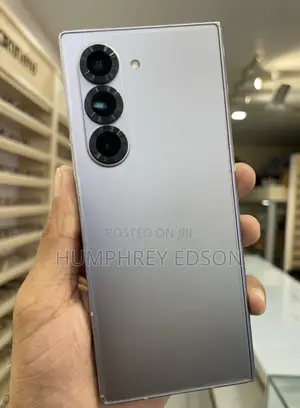 New Samsung Galaxy Z Fold6 256 GB White