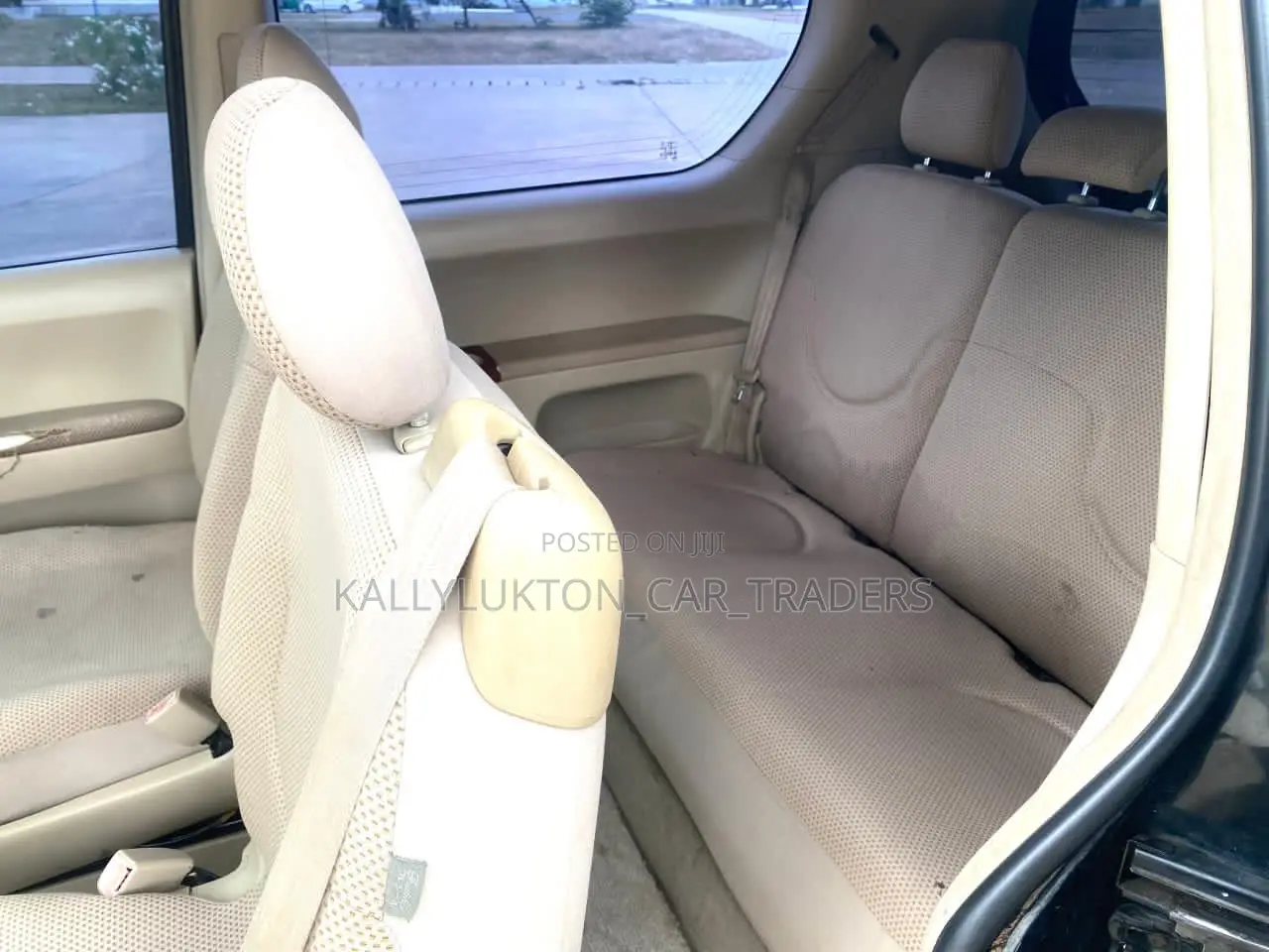 Toyota Porte 2005 Black