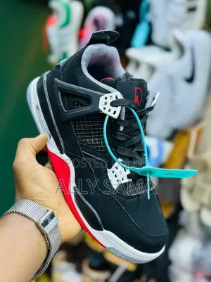 Boys Sneakers Jordan Black