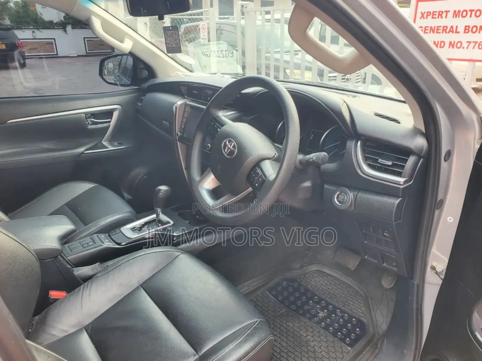 Toyota Fortuner 2.8 D AWD 2023 Silver