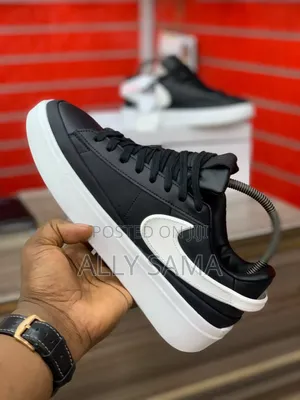 Mens Sneakers Airforce Black Material Leather