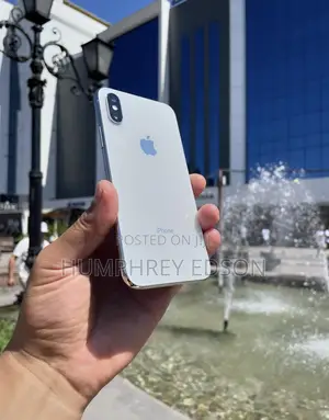 Apple iPhone X 64 GB White