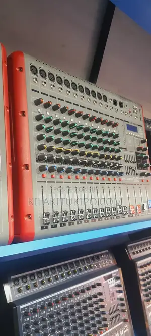 Powered Mixer 16channel