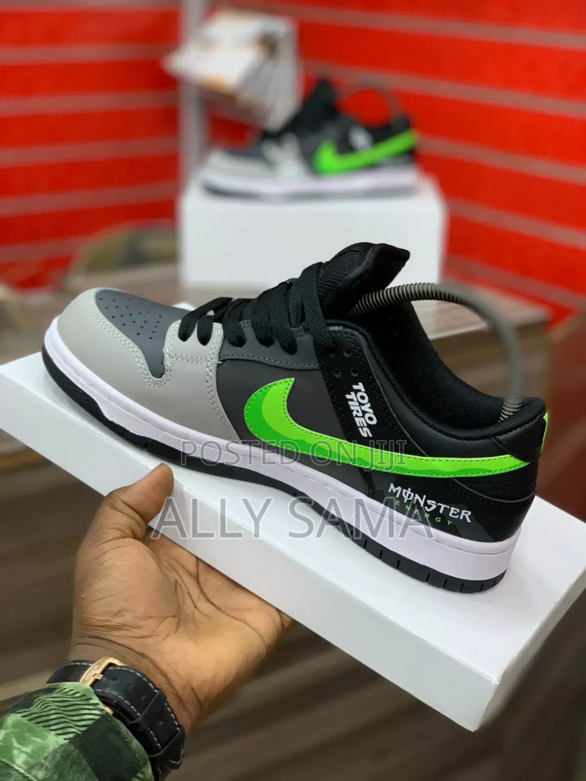 Mens Sneakers Nikemonster Black