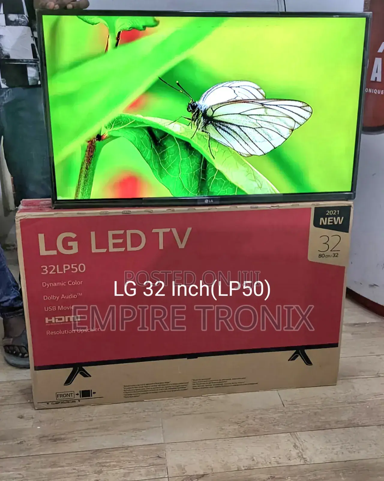 LG Lp50 32 Inch HD TV (32lp500bpta