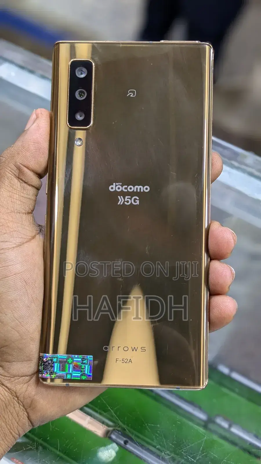 Fujitsu Arrows NX9 F-52A 128 GB Gold