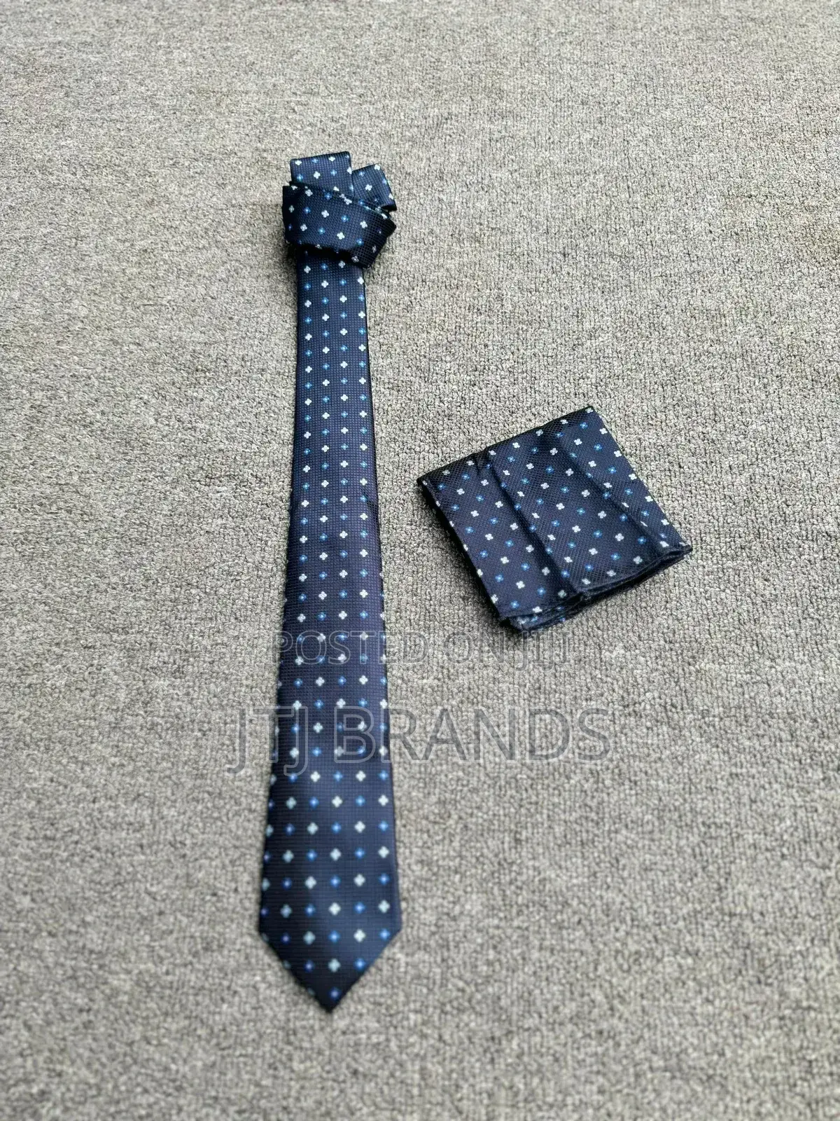 New Suitable Tie