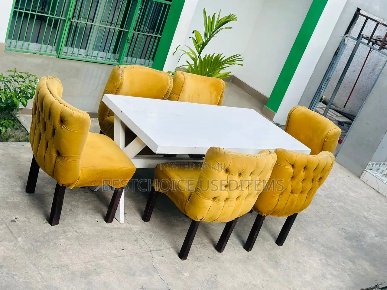 DINNING TABLE // 6chairs // Bei 450,000 Tu