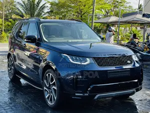 Photo - Land Rover Discovery HSE 4x4 2018 Blue