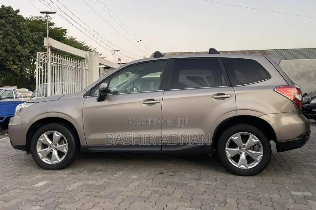 Subaru Forester 2013 Beige