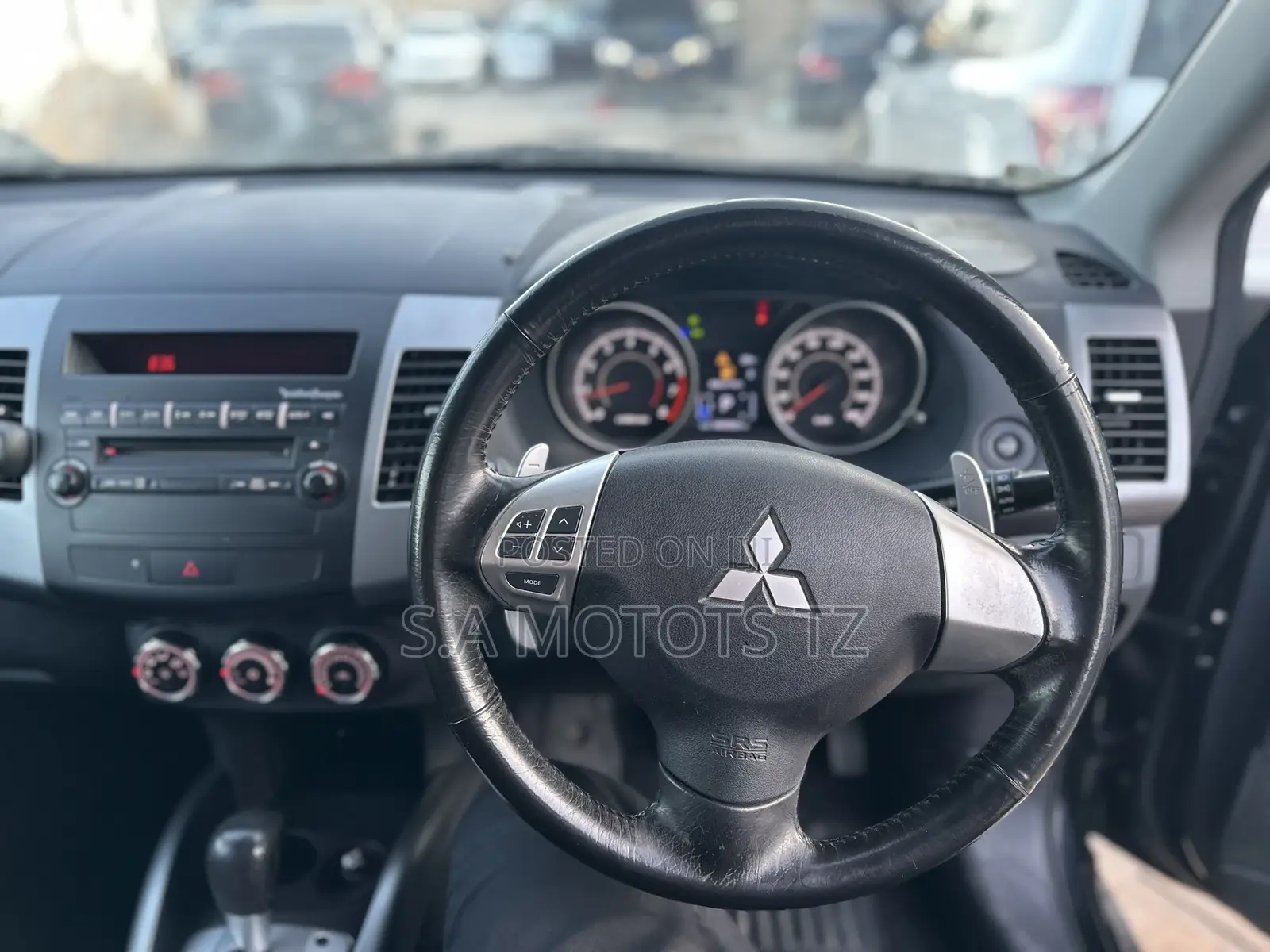 Mitsubishi Outlander XLS 2011 Black