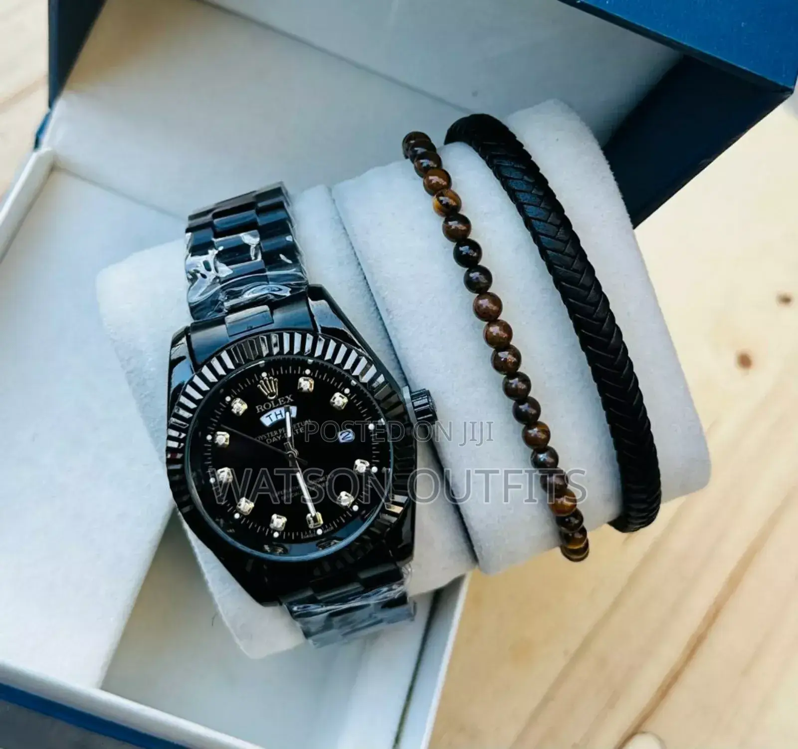 New Set Yaani Saa Na Bracelet