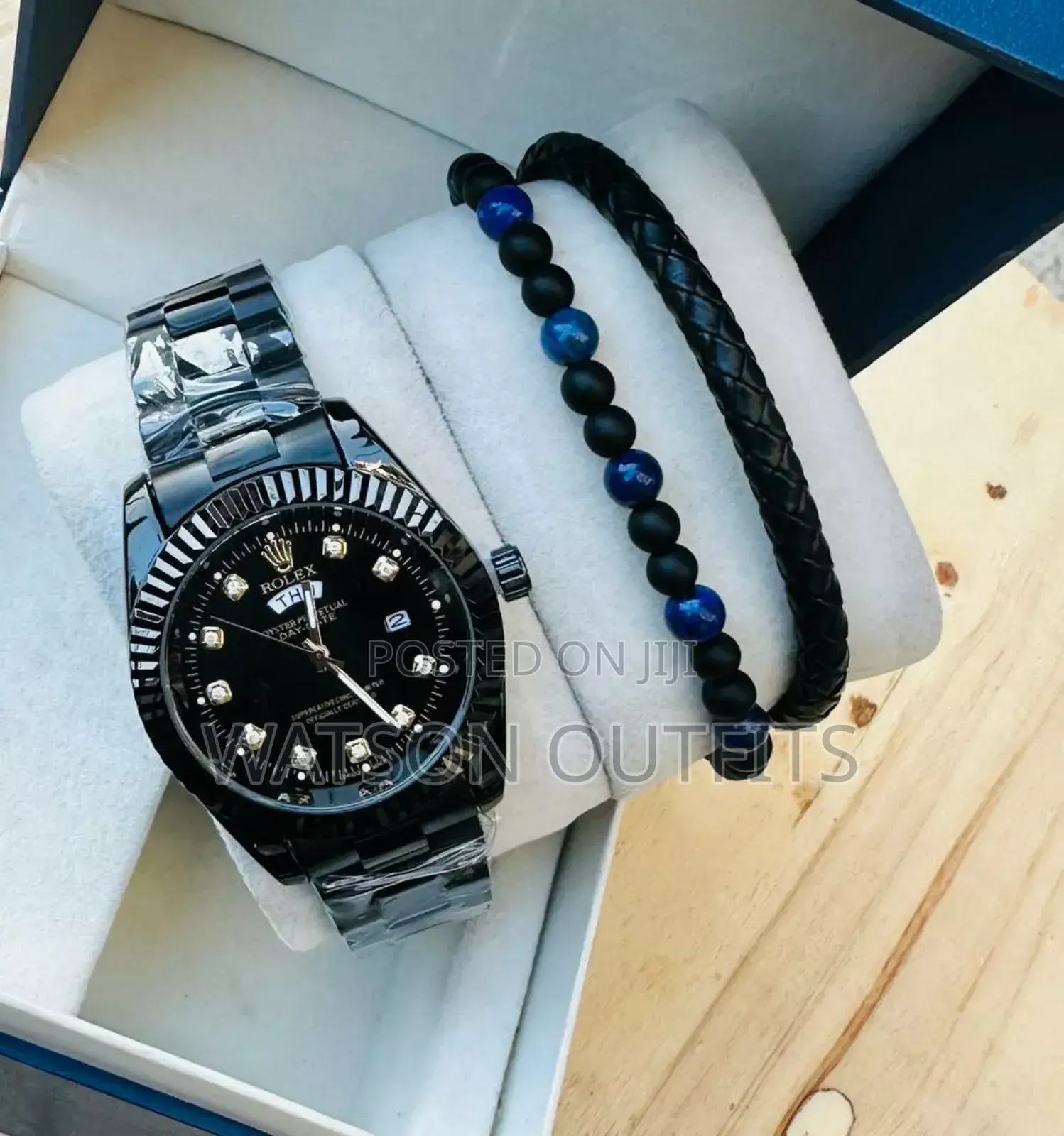 New Set Yaani Saa Na Bracelet