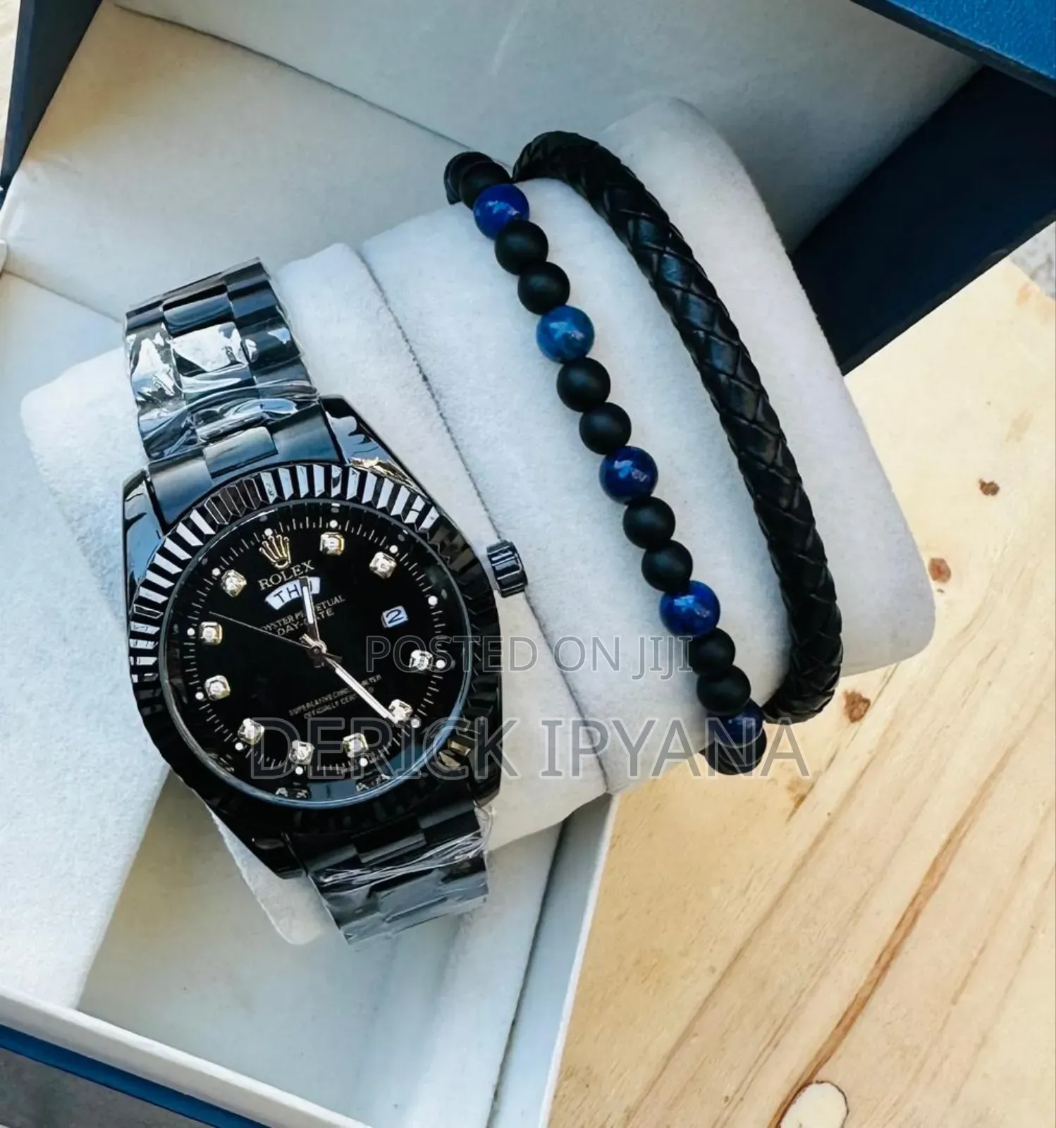 Black Watch and Bracelet (Full Box)