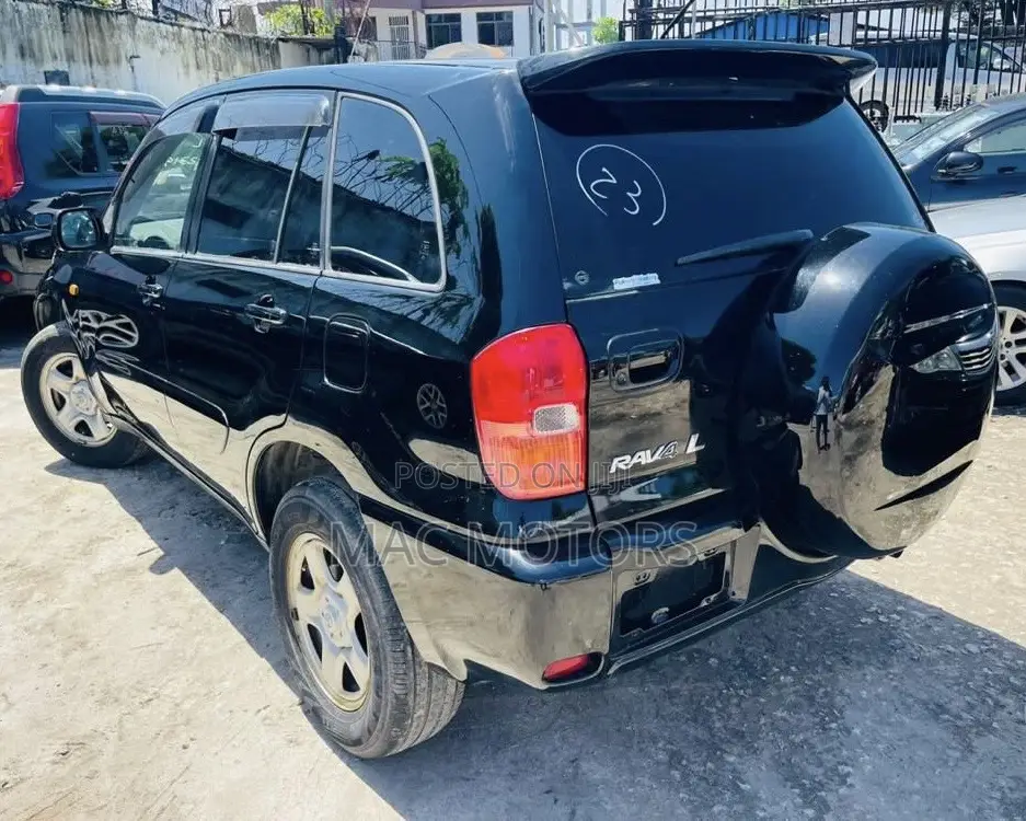 Toyota RAV4 2001 Black