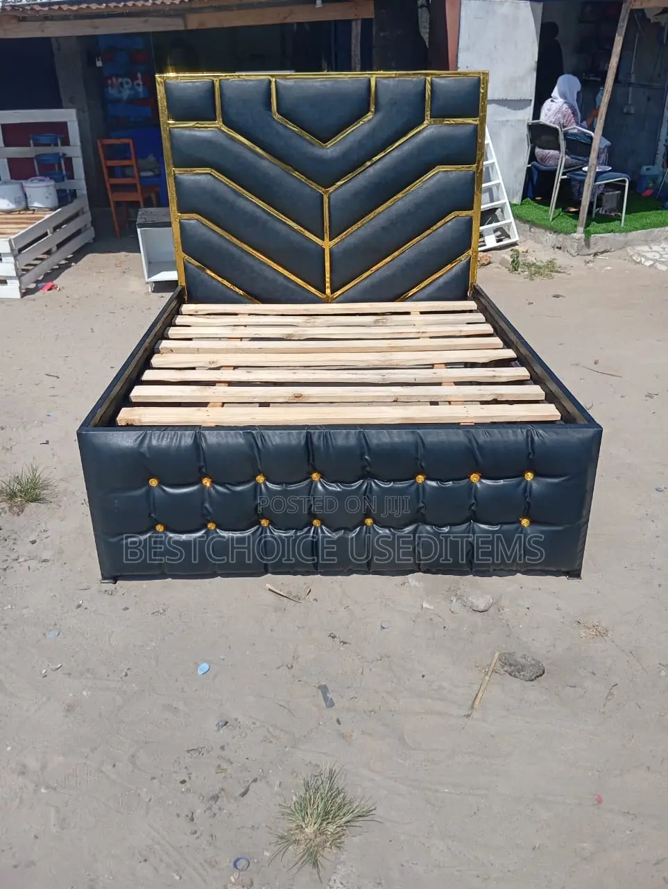 Black Sofa Bed Ya Kisasa Sana