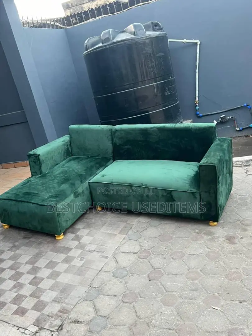 Sofa Set Ya Kijani Nzuri Mnoo Used Clean Tuwahi