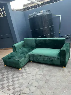 Sofa Set Ya Kijani Nzuri Mnoo Used Clean Tuwahi